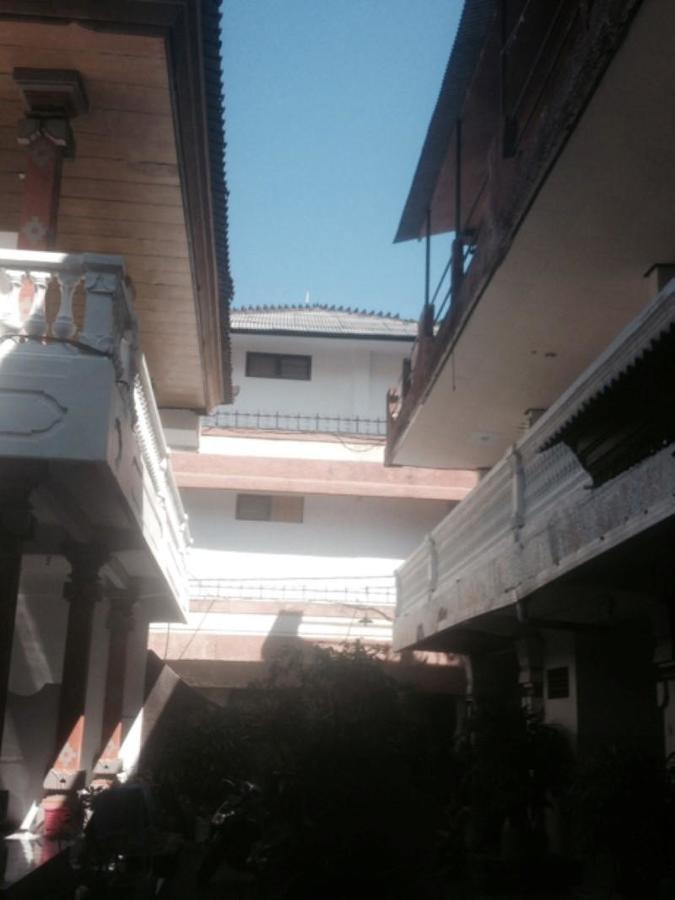 Bali Dwipa Hotel Кута Екстериор снимка