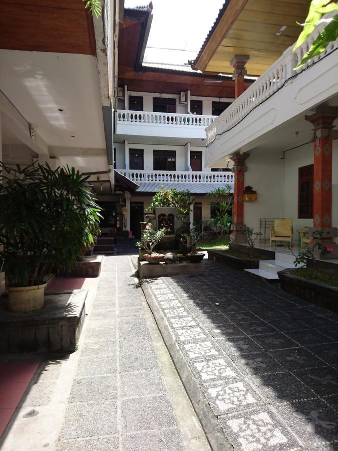 Bali Dwipa Hotel Кута Екстериор снимка